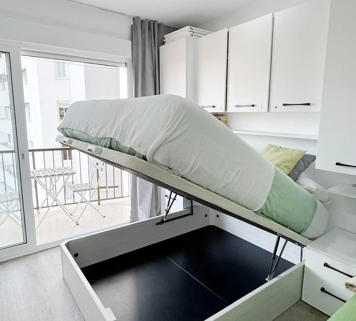 Apartment Estudio Primer Line Playa Fuengirola 3 People Spain